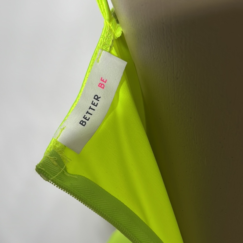Better Be neon yellow small/chico body-con dress. - Picture 4 of 4